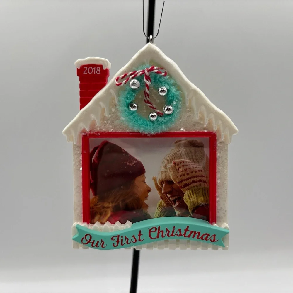 Hallmark Keepsake 2018 Our First Christmas‎ - Christmas Tree Photo Holder